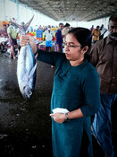 OSF SRF awardee Saranya Sankar visiting shrimp and cephalopod trawl fishery Kerala India